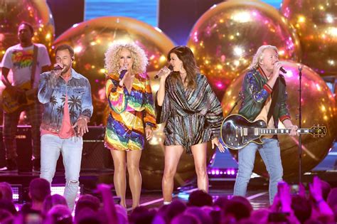 Cmt Music Awards 2020 Everything We Know About The Show