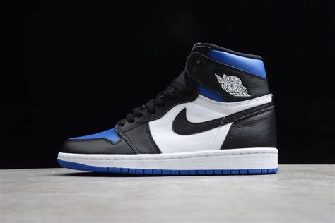 Air Jordan 1 Retro High Og Royal Toe 555088 041