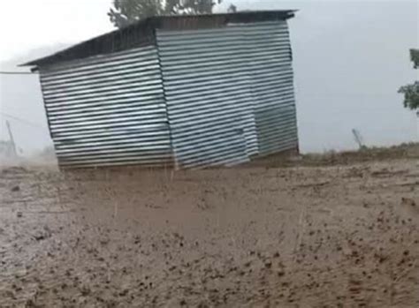 Intensa lluvia y granizo causa daños a cultivos y viviendas en aldea en