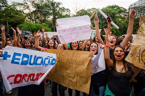 Fotos Estudantes Protestam Contra Fechamento De Escolas Públicas De Sp