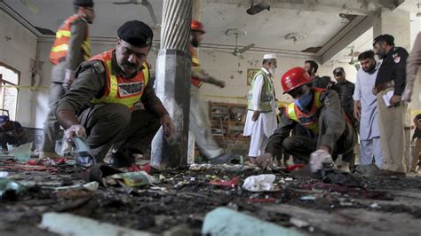 Al Menos Siete Muertos Y 70 Heridos En Un Atentado En Una Escuela Religiosa De Pakistán