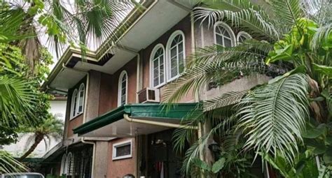 House And Lot For Sale At Corner Of Arayat St Mandaluyong Bentahero