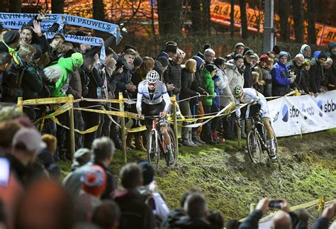 UCI expands Cyclo-cross World Cup for elite men, women | Cyclingnews