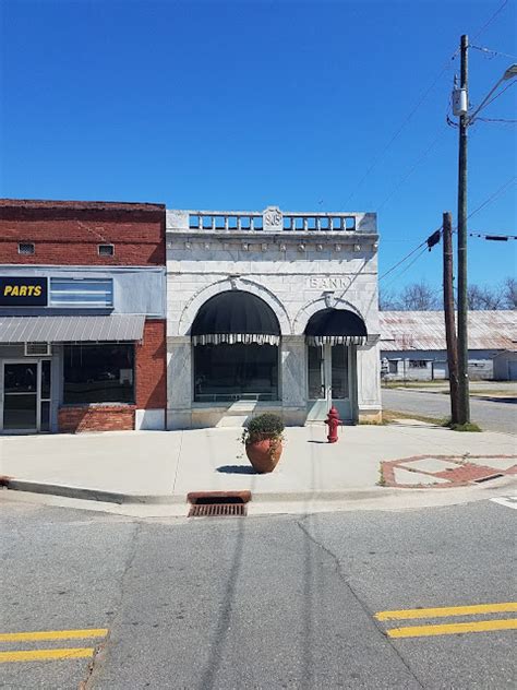 IMAGES OF OUR PAST - BANK, JEFFERSONVILLE, GEORGIA 1905