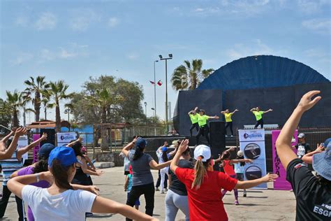 Zumbat N Entretuvo A Las Familias De Mejillones Complejo Portuario