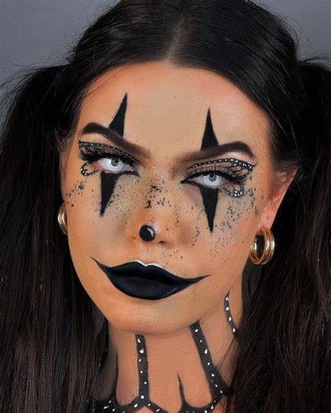 40 Spooky Halloween Makeup Ideas Butterfly Clown Halloween Makeup