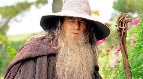 Ian Mckellen Podría Volver A Ser Gandalf En La Serie De El Señor De