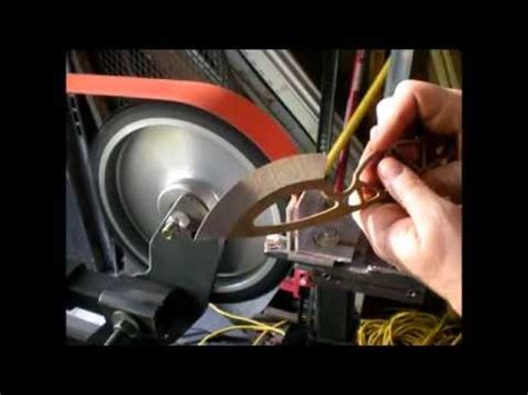 Hollow Grind a Knife using Hollow Grind Jig - GET THE JIG PLANS - YouTube