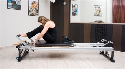 Reformer Training Stomach Massage Round Back Athenstrainers®