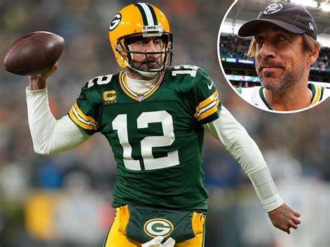 Aaron Rodgers Refusing To Swap Jerseys Prompts Retirement Speculation