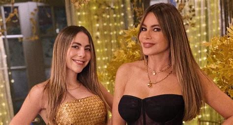 Sofía Vergara y su sobrina Claudia Vergara posan en bikini y sorprenden a sus seguidores