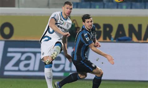 Giudice Sportivo Multa All Atalanta Per I Cori Razzisti A Dzeko E Al