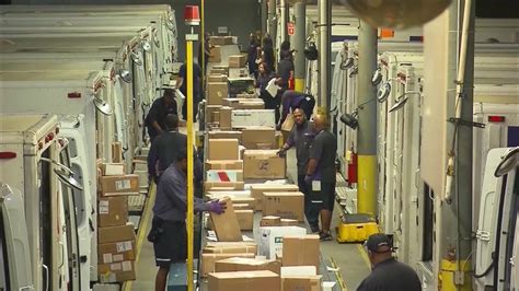 Fedex Ground Hiring 1000 People In The Harrisburg Area As Part Of