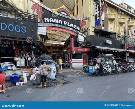 Nana Plaza Bangkok editorial image. Image of district - 167138540