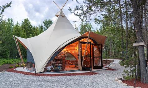 Glacier National Park Glamping & Lodging | Under Canvas Glacier | Tent glamping, Glamping ...