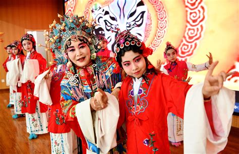 Hebei Des L Ves Du Primaire Sinitient Lop Ra Traditionnel Chinois