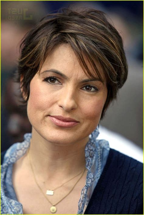 Mariska Hargitay Short Hairstyle Hairstyles Celebirity Hairstyles