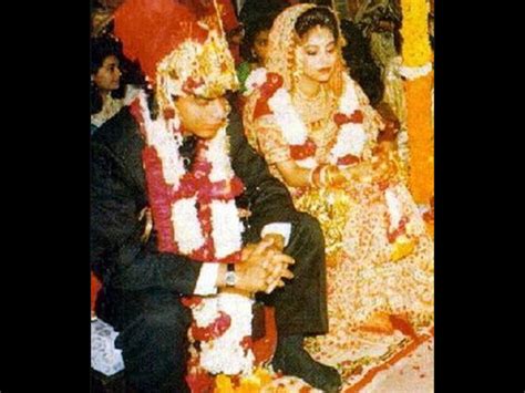 Flashback Pictures When Shahrukh Khan Married Gauri Khan On October 25