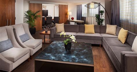 Sheraton Gateway Los Angeles Hotel from $8. Los Angeles Hotel Deals ...