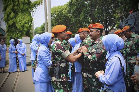 Danyonko Kopasgat Pimpin Acara Pelepasan Anggota Pindah Satuan Dan