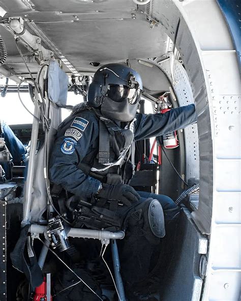 Unidades De Operaciones Especiales Mexicanas On Instagram “artillero Aéreo Del Uh 60 Black Hawk