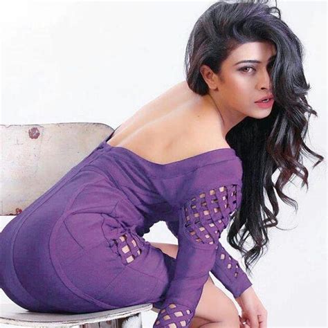 Hot And Stylish Actress Rina Charaniya Spicy Bikini Photosh