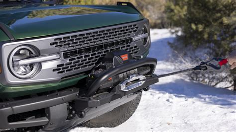 New 2022 Ford Bronco Everglades Edition Features Factory Snorkel And Winch Imboldn