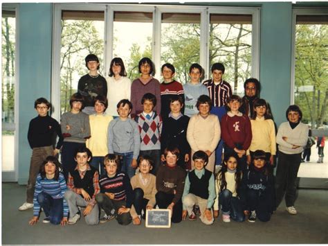 Photo De Classe Cm De Ecole Henri Poincare Copains D Avant