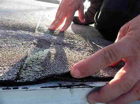 Evaluating Repair Or Replacement For Your Asphalt Shingle Roof