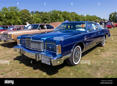 Mercury Marquis Meteor Hi Res Stock Photography And Images Alamy