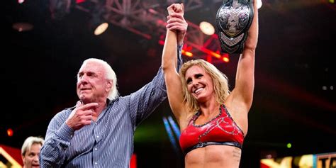 Charlotte Flair's 5 Best Championship Reigns (& Her 5 Worst)