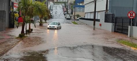 Chuva Intensa Em Chapecó Provoca Alagamentos E Causa Transtornos Veja