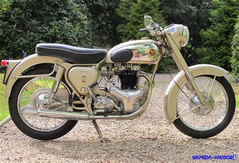 Bsa Golden Flash A Motor Klasik Populer Era An Asal Inggris