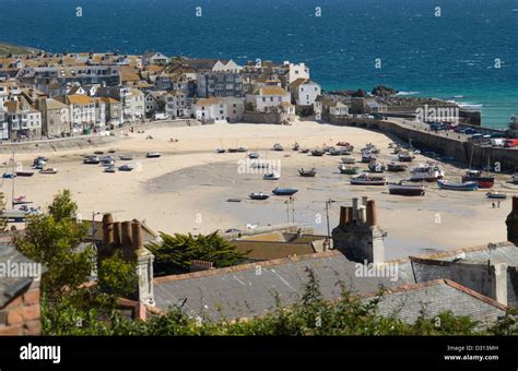 St Ives harbour Stock Photo - Alamy