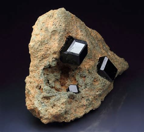 Quebul Fine Minerals GARNET Var ANDRADITE Var MELANITE