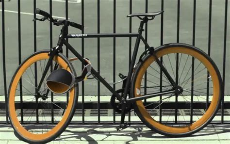 Lockmet Is Your Bike Helmet and Bike Lock in One - Tuvie Design