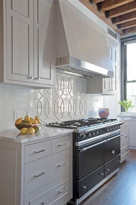 Walker Zanger Studio Moderne Collection Paramount Tile Kitchen