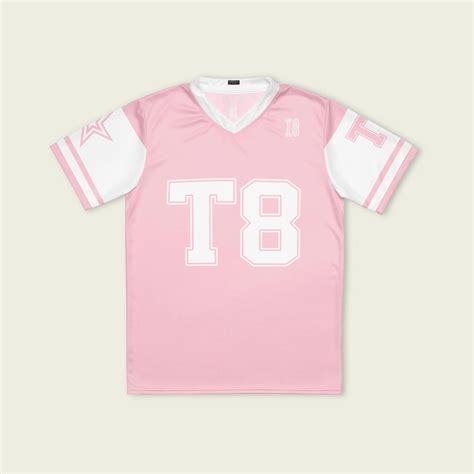 tate mcrae jersey outfit 5