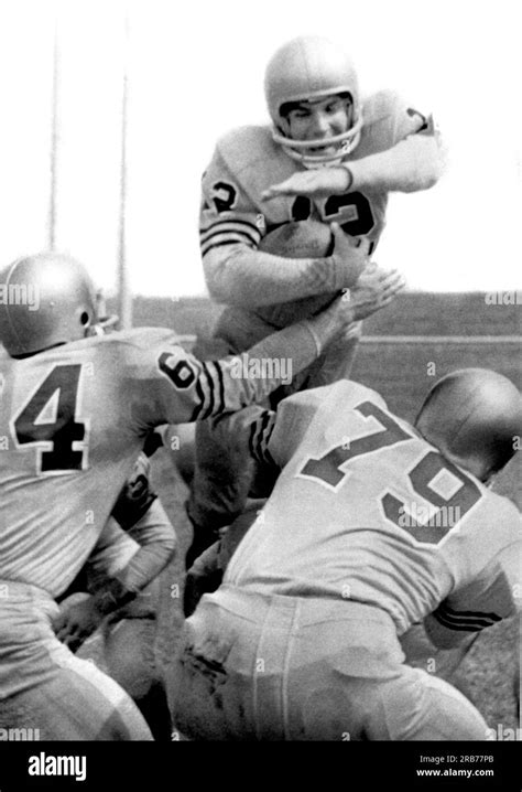 Roger Staubach 1963 Hi Res Stock Photography And Images Alamy