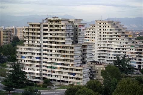 Vele di Scampia Di Salvo non ha colpe il Comune di Napoli sì