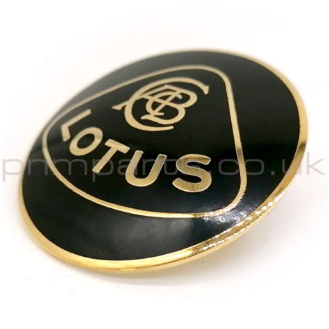 C079u4607f Lotus Black And Gold Nose Badge