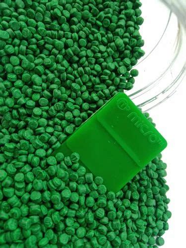 Micro P Green 330 Green Masterbatch Packaging Size 25 Kg At 123 Kg