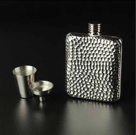 4PCS Set High Quality Luxury Wine Hip Flask Stainless Steel 6 OZ Wine