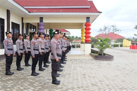 Pimpin Upacara Bulanan Berikut Arahan Dan Atensi Kapolres Gorontalo