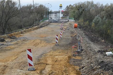 Droga Ca Kowicie Rozkopana Zobaczcie Trwa Remont Dw W Wodzis Awiu