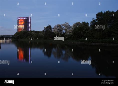 Oberhausen Gasometer Blick Ber Den Rhein Herne Kanal Stock Photo Alamy