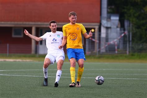 Nullnummer Mit Zufriedenen Gesichtern Oberliga Info