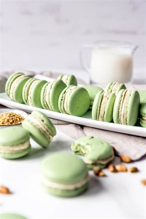 These Delightful Pistachio Macarons Are Filled With Pistachio