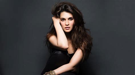 Kriti Sanon Birthday Special 5 Reasons Why The Talented Actress Is A Darling Of The Box Office