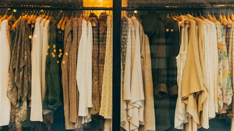 Ethical & Sustainable Fashion: Your Guide To Buying Eco Friendly Clothing